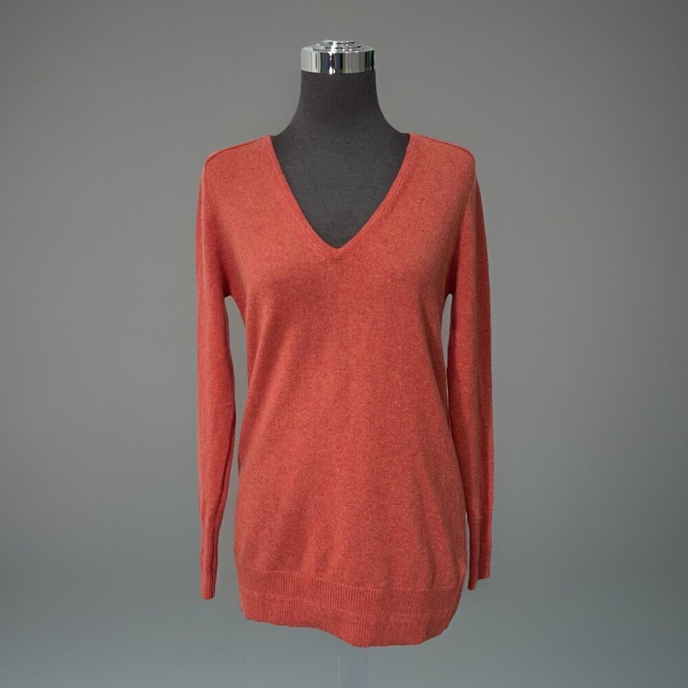 Tahari Sweater Womens Size XS Orange Knit 100% Cashmere V Neck Pullover